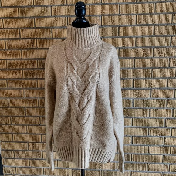 BNWT Roots Oversized Turtleneck Sweater in Camel: size medium - Picture 1 of 10